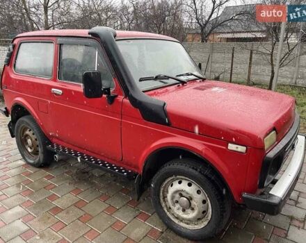 Красный ВАЗ 2121 Нива, объемом двигателя 1.6 л и пробегом 100 тыс. км за 2500 $, фото 21 на Automoto.ua
