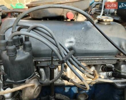 Красный ВАЗ 2121 Нива, объемом двигателя 1.6 л и пробегом 100 тыс. км за 2500 $, фото 1 на Automoto.ua