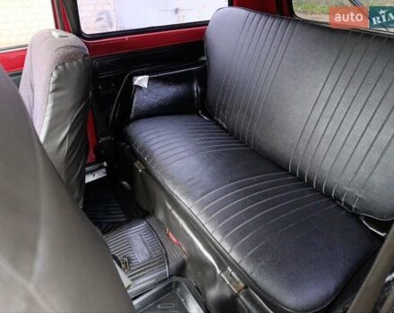 Красный ВАЗ 2121 Нива, объемом двигателя 1.6 л и пробегом 162 тыс. км за 2699 $, фото 16 на Automoto.ua