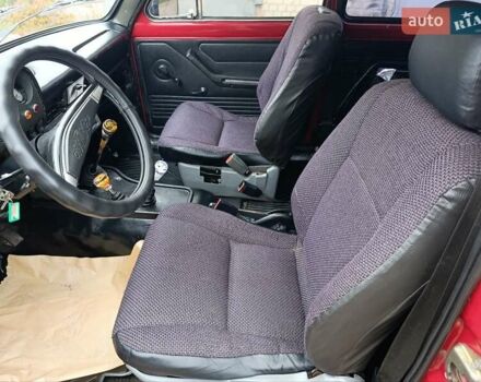 Красный ВАЗ 2121 Нива, объемом двигателя 1.6 л и пробегом 162 тыс. км за 2699 $, фото 15 на Automoto.ua