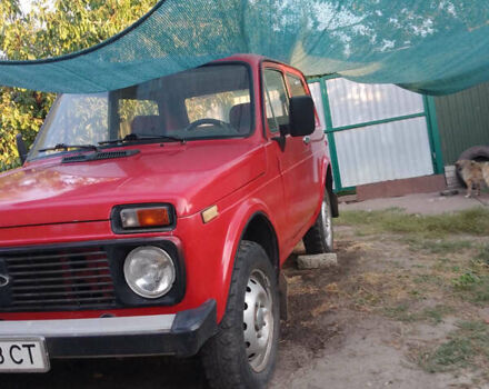 Червоний ВАЗ 2121 Нива, об'ємом двигуна 1.6 л та пробігом 75 тис. км за 2300 $, фото 1 на Automoto.ua