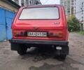 Красный ВАЗ 2121 Нива, объемом двигателя 1.6 л и пробегом 100 тыс. км за 2200 $, фото 1 на Automoto.ua
