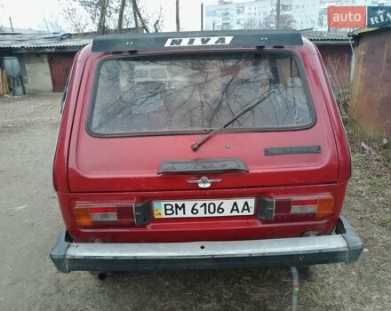 Красный ВАЗ 2121 Нива, объемом двигателя 0.11 л и пробегом 43 тыс. км за 2000 $, фото 1 на Automoto.ua