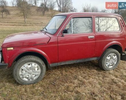Червоний ВАЗ 2121 Нива, об'ємом двигуна 1.6 л та пробігом 86 тис. км за 2000 $, фото 38 на Automoto.ua