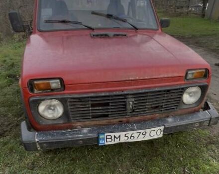 Красный ВАЗ 2121 Нива, объемом двигателя 1.58 л и пробегом 200 тыс. км за 1500 $, фото 1 на Automoto.ua