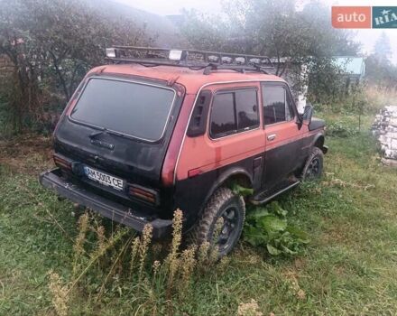 Красный ВАЗ 2121 Нива, объемом двигателя 1.57 л и пробегом 120 тыс. км за 1550 $, фото 1 на Automoto.ua