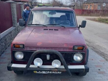 ВАЗ 2121 Нива 1984 у Лохвице на Automoto.ua Червоний ВАЗ 2121 Нива, об'ємом двигуна 1.58 л та пробігом 45 тис. км за 2200 $, фото 1 на Automoto.ua