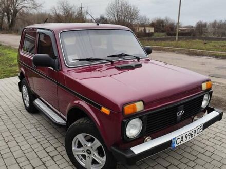 Червоний ВАЗ 2121 Нива, об'ємом двигуна 1.6 л та пробігом 14 тис. км за 2900 $, фото 1 на Automoto.ua
