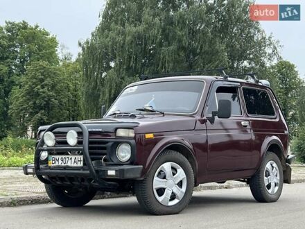 Красный ВАЗ 2121 Нива, объемом двигателя 1.6 л и пробегом 200 тыс. км за 2150 $, фото 1 на Automoto.ua