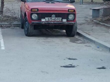 ВАЗ 2121 Нива 1988 у Львові на Automoto.ua Червоний ВАЗ 2121 Нива, об'ємом двигуна 16 л та пробігом 320 тис. км за 1500 $, фото 1 на Automoto.ua