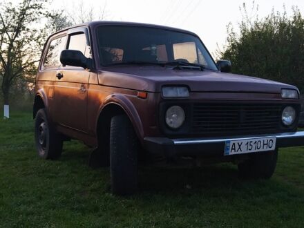 ВАЗ 2121 1989 в Малой Виске на Automoto.ua Красный ВАЗ 2121, объемом двигателя 1.6 л и пробегом 70 тыс. км за 600 $, фото 1 на Automoto.ua