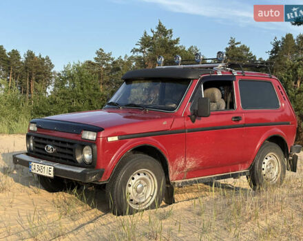 Червоний ВАЗ 2121 Нива, об'ємом двигуна 1.58 л та пробігом 107 тис. км за 2400 $, фото 1 на Automoto.ua