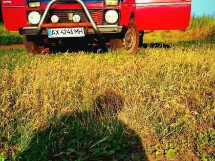 ВАЗ 2121 Нива 1992 в Ахтырке на Automoto.ua Красный ВАЗ 2121 Нива, объемом двигателя 1.57 л и пробегом 100 тыс. км за 2800 $, фото 1 на Automoto.ua