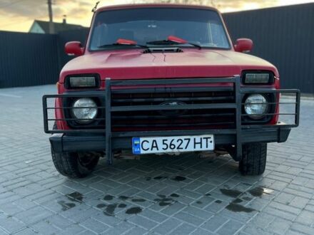 ВАЗ 2121 1992 в Черкассах на Automoto.ua Красный ВАЗ 2121, объемом двигателя 1.6 л и пробегом 300 тыс. км за 1500 $, фото 1 на Automoto.ua