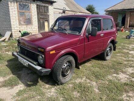 Красный ВАЗ 2121, объемом двигателя 0 л и пробегом 250 тыс. км за 1250 $, фото 1 на Automoto.ua