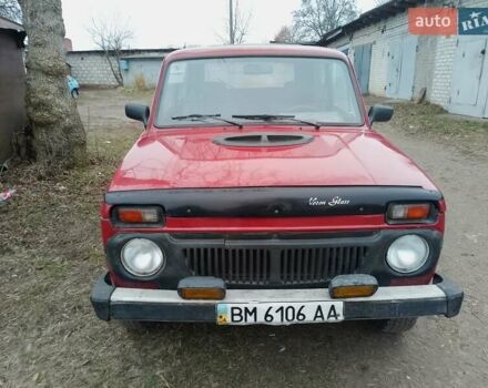 Красный ВАЗ 2121 Нива, объемом двигателя 0.11 л и пробегом 43 тыс. км за 2000 $, фото 1 на Automoto.ua
