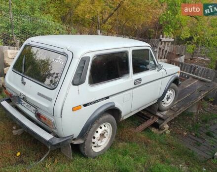 ВАЗ 2121 Нива, объемом двигателя 1.6 л и пробегом 70 тыс. км за 1300 $, фото 5 на Automoto.ua