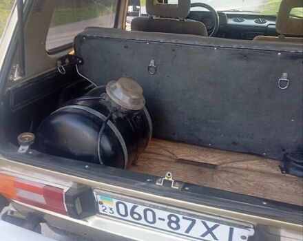 ВАЗ 2121 Нива, объемом двигателя 0 л и пробегом 88 тыс. км за 2100 $, фото 10 на Automoto.ua