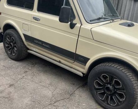 ВАЗ 2121 Нива, объемом двигателя 1.6 л и пробегом 53 тыс. км за 2300 $, фото 2 на Automoto.ua