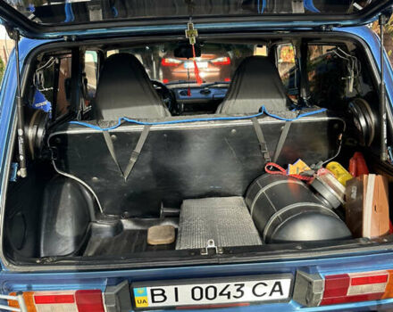 ВАЗ 2121 Нива, объемом двигателя 1.6 л и пробегом 115 тыс. км за 3200 $, фото 4 на Automoto.ua