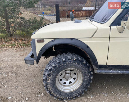 ВАЗ 2121 Нива, об'ємом двигуна 1.6 л та пробігом 100 тис. км за 2350 $, фото 2 на Automoto.ua