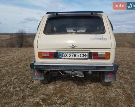 ВАЗ 2121 Нива, объемом двигателя 1.6 л и пробегом 220 тыс. км за 2300 $, фото 4 на Automoto.ua