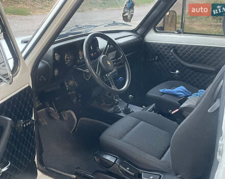 ВАЗ 2121 Нива, объемом двигателя 1.7 л и пробегом 240 тыс. км за 4075 $, фото 2 на Automoto.ua