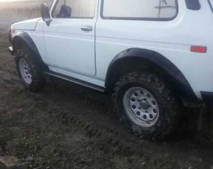 ВАЗ 2121 Нива, объемом двигателя 1.6 л и пробегом 180 тыс. км за 3700 $, фото 3 на Automoto.ua