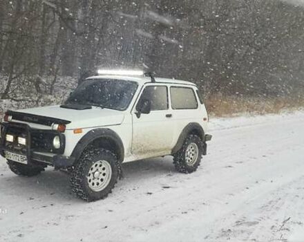 ВАЗ 2121 Нива, объемом двигателя 1.6 л и пробегом 180 тыс. км за 3700 $, фото 5 на Automoto.ua