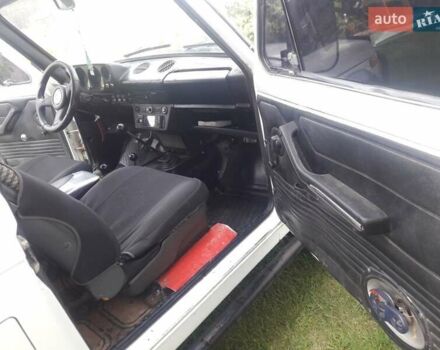 ВАЗ 2121 Нива, объемом двигателя 1.6 л и пробегом 180 тыс. км за 3700 $, фото 13 на Automoto.ua