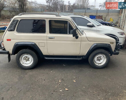 ВАЗ 2121 Нива, об'ємом двигуна 1.6 л та пробігом 200 тис. км за 2000 $, фото 4 на Automoto.ua