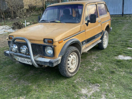ВАЗ 2121 Нива 1982 в Новой Ушице на Automoto.ua ВАЗ 2121 Нива, объемом двигателя 1.6 л и пробегом 72 тыс. км за 1500 $, фото 1 на Automoto.ua