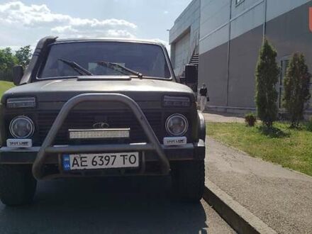 ВАЗ 2121 Нива 1983 в Кривом Роге на Automoto.ua ВАЗ 2121 Нива, объемом двигателя 1.69 л и пробегом 400 тыс. км за 4200 $, фото 1 на Automoto.ua