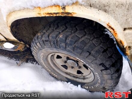 ВАЗ 2121 Нива, об'ємом двигуна 1.6 л та пробігом 100 тис. км за 900 $, фото 1 на Automoto.ua