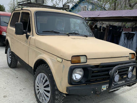 ВАЗ 2121 Нива 1989 у Івано-Франківську на Automoto.ua ВАЗ 2121 Нива, об'ємом двигуна 1.6 л та пробігом 200 тис. км за 2300 $, фото 1 на Automoto.ua