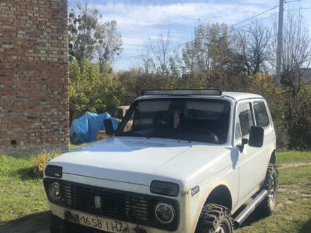 ВАЗ 2121 Нива 1990 у Перемышлянах на Automoto.ua ВАЗ 2121 Нива, об'ємом двигуна 0 л та пробігом 250 тис. км за 2200 $, фото 1 на Automoto.ua