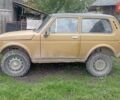 Желтый ВАЗ 2121 Нива, объемом двигателя 1.6 л и пробегом 200 тыс. км за 2100 $, фото 1 на Automoto.ua