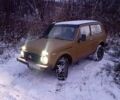Желтый ВАЗ 2121 Нива, объемом двигателя 1.6 л и пробегом 200 тыс. км за 2100 $, фото 6 на Automoto.ua