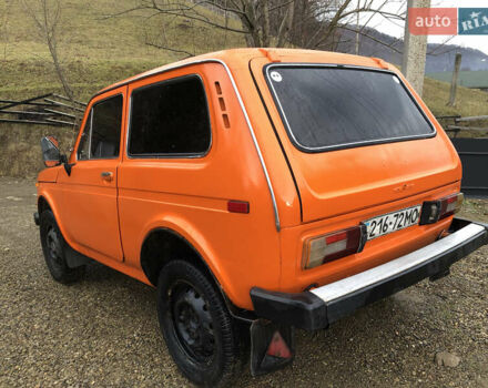 Желтый ВАЗ 2121 Нива, объемом двигателя 1.6 л и пробегом 200 тыс. км за 1750 $, фото 7 на Automoto.ua