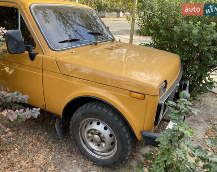 Жовтий ВАЗ 2121 Нива, об'ємом двигуна 1.6 л та пробігом 73 тис. км за 2500 $, фото 2 на Automoto.ua