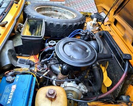 Желтый ВАЗ 2121 Нива, объемом двигателя 1.6 л и пробегом 150 тыс. км за 2800 $, фото 8 на Automoto.ua