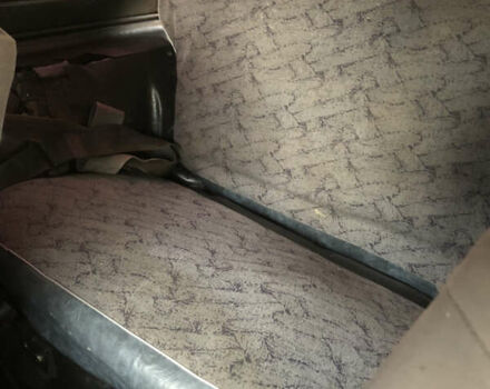 Желтый ВАЗ 2121 Нива, объемом двигателя 1.6 л и пробегом 200 тыс. км за 1750 $, фото 4 на Automoto.ua