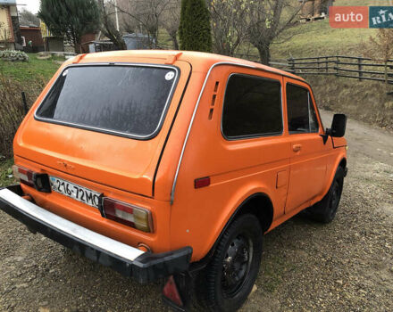 Желтый ВАЗ 2121 Нива, объемом двигателя 1.6 л и пробегом 200 тыс. км за 1750 $, фото 3 на Automoto.ua
