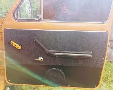 Жовтий ВАЗ 2121 Нива, об'ємом двигуна 1.69 л та пробігом 80 тис. км за 3500 $, фото 1 на Automoto.ua