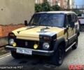 Жовтий ВАЗ 2121 Нива, об'ємом двигуна 1.6 л та пробігом 185 тис. км за 1000 $, фото 2 на Automoto.ua