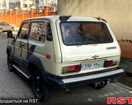 Жовтий ВАЗ 2121 Нива, об'ємом двигуна 1.6 л та пробігом 185 тис. км за 1000 $, фото 4 на Automoto.ua
