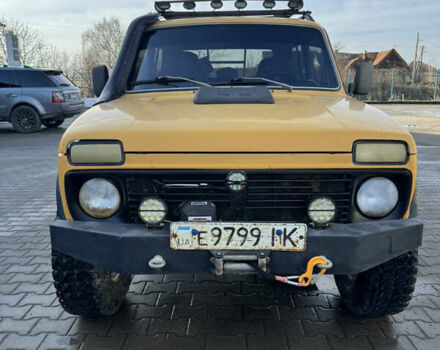 Желтый ВАЗ 2121 Нива, объемом двигателя 0 л и пробегом 5 тыс. км за 5500 $, фото 1 на Automoto.ua