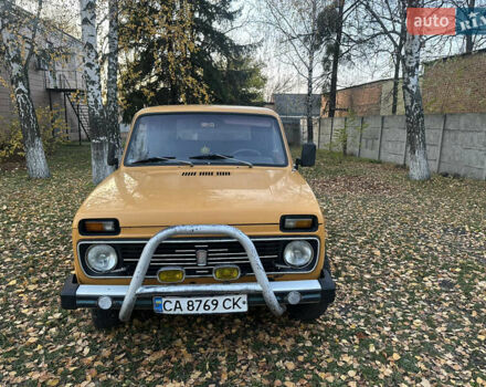 Жовтий ВАЗ 2121 Нива, об'ємом двигуна 1.59 л та пробігом 100 тис. км за 2400 $, фото 1 на Automoto.ua