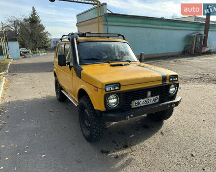 ВАЗ 2121 Нива 1984 в Ровно на Automoto.ua Желтый ВАЗ 2121 Нива, объемом двигателя 1.6 л и пробегом 250 тыс. км за 2950 $, фото 1 на Automoto.ua