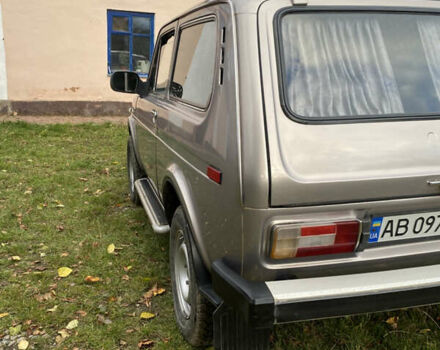 Серый ВАЗ 2121 Нива, объемом двигателя 1.57 л и пробегом 88 тыс. км за 4200 $, фото 6 на Automoto.ua